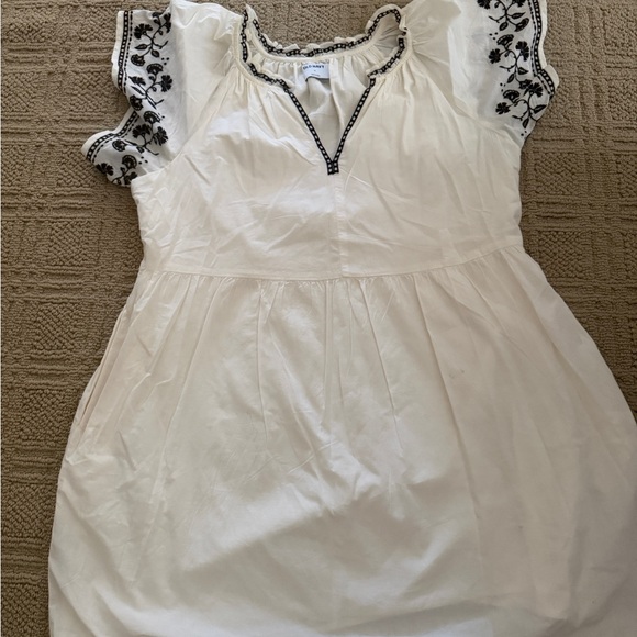 White Dress with Black Floral Embroidery - Picture 3 of 9